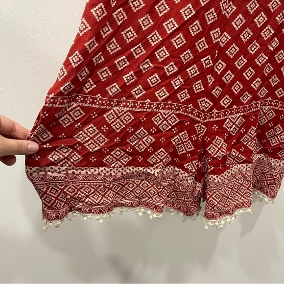 Angie Aztec Printed Lightweight Romper Double Strap Pom-Pom Trim Medium - Picture 4 of 7